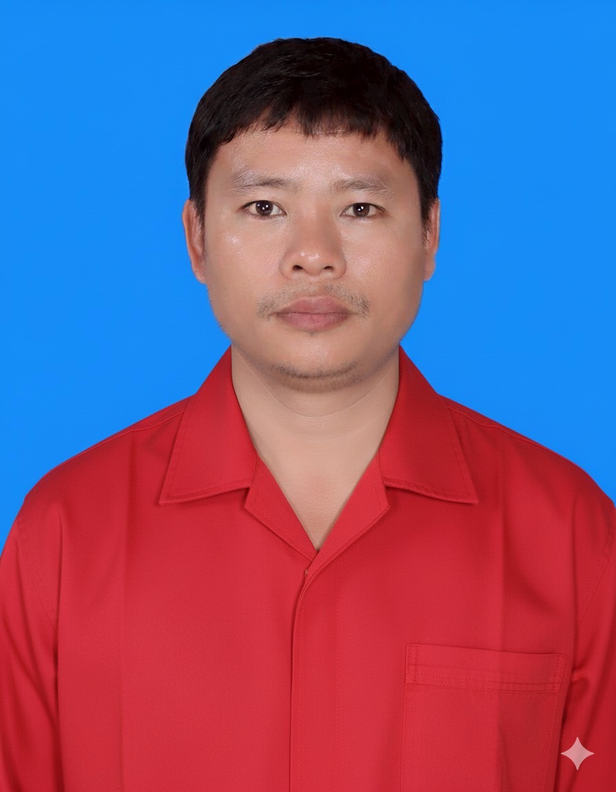 นาย สมคิด อะทะถ้ำ