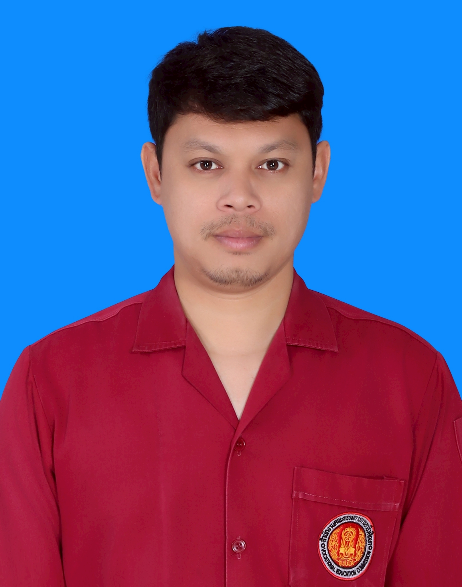 นาย สุรชาติ นิ่มสุวรรณ