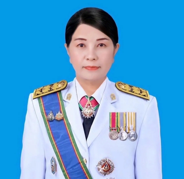 นาง ปิยะพร พูลเพิ่ม